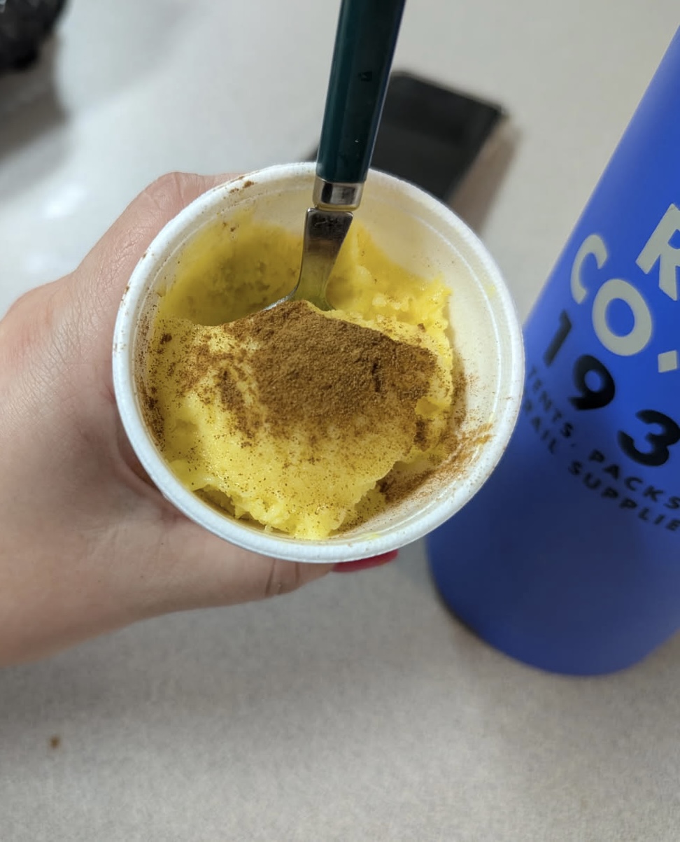 The highlight of the meal was the homemade "helado de maiz y crema con cinnamon" - sweet corn ice cream with a sprinkling of cinnamon on top. The entire team went back for seconds!